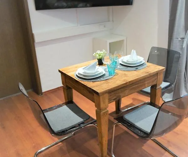 Mill Valley 公寓 *